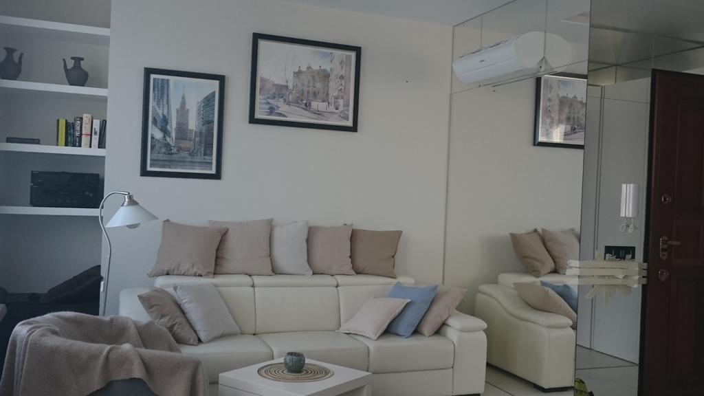 Okolnik Apartment Варшава Экстерьер фото